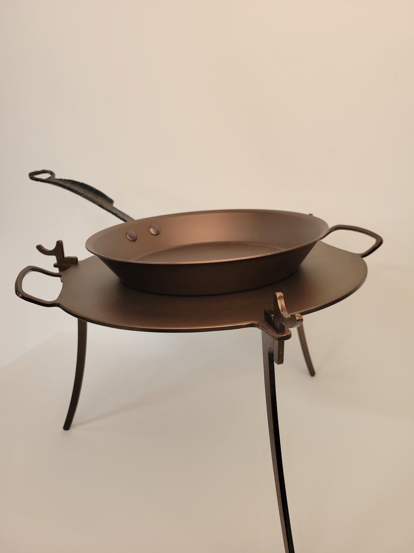 The Recluse Griddle - 13 inch