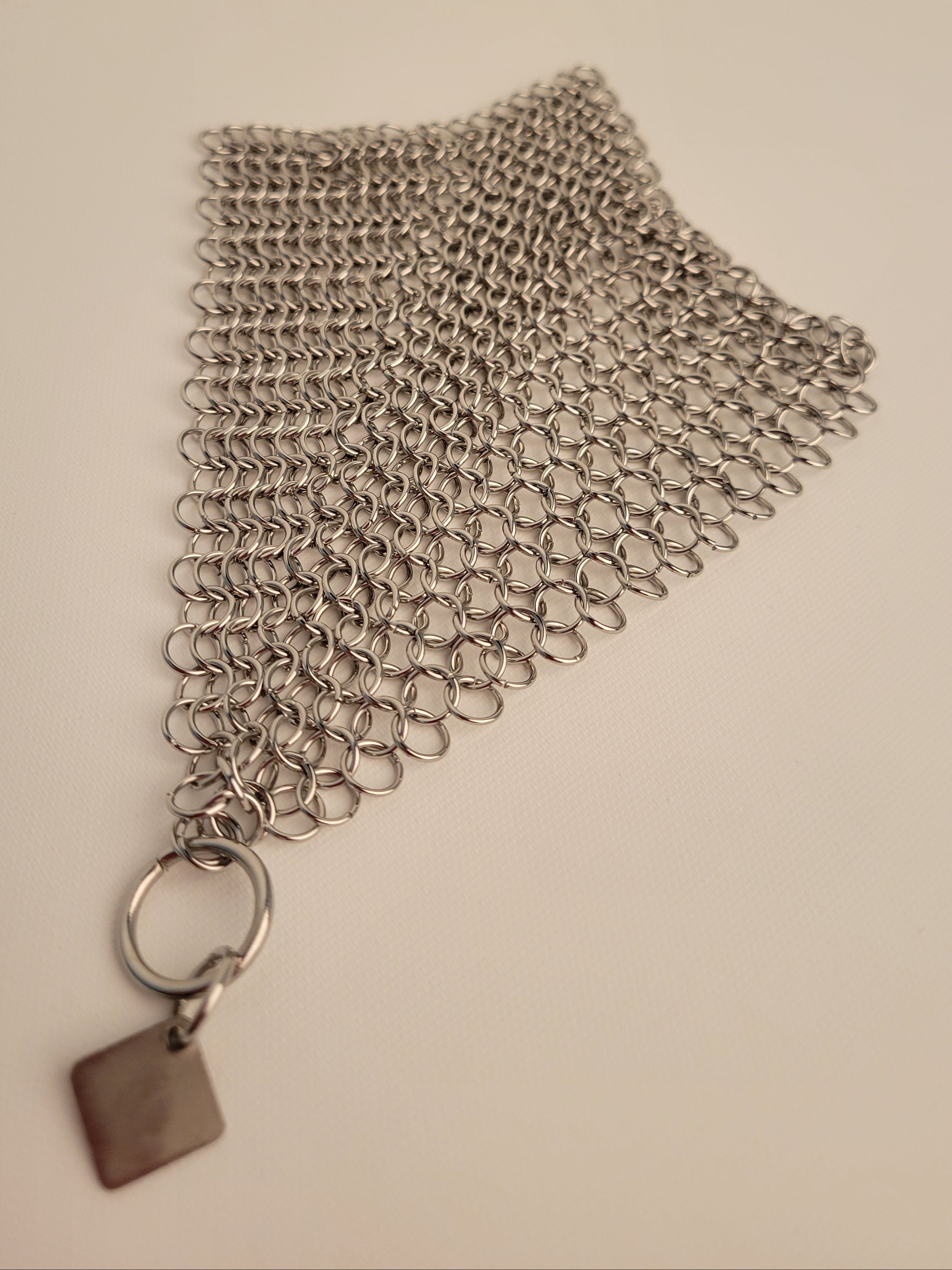 4-Inch Chainmail Scrubber For Cast Iron Skillet – Rust-Free Cleaner With Hanging Ring